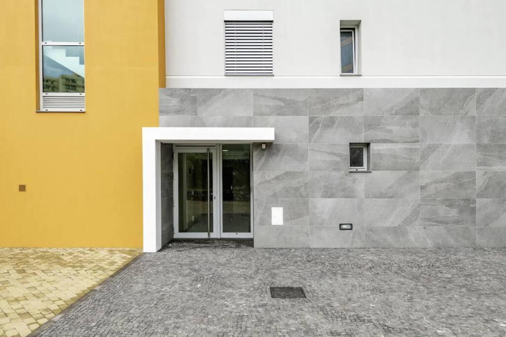 Luxury Poolside View Apartment Funchal  Exteriér fotografie