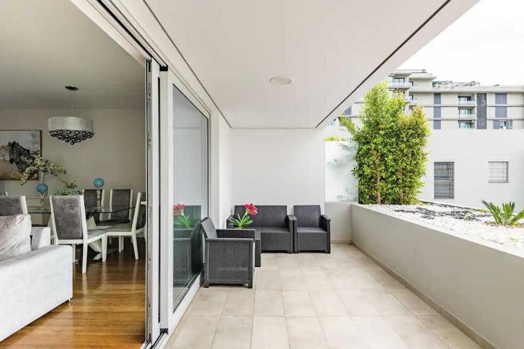 Luxury Poolside View Apartment Funchal  Exteriér fotografie